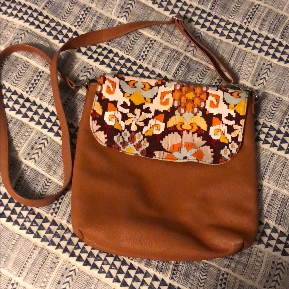 31 Crossbody